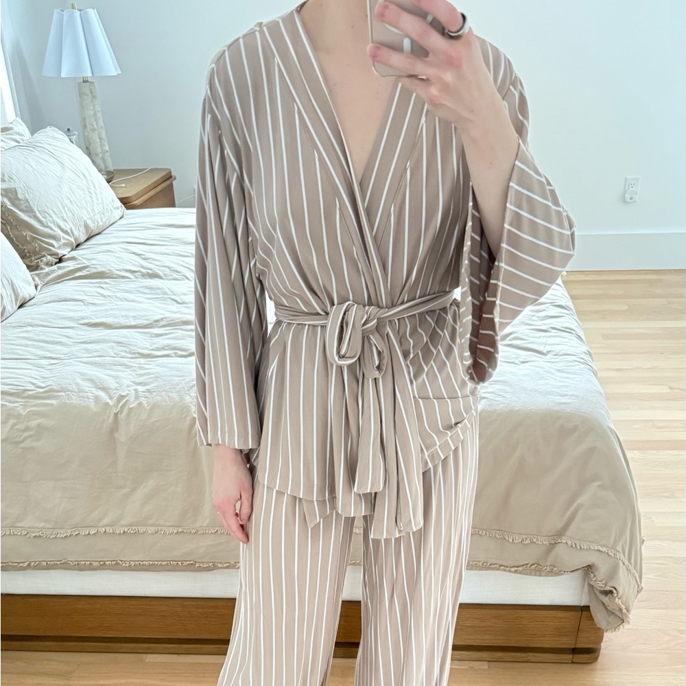 LAKE DreamModal™ Kimono Pajama Set